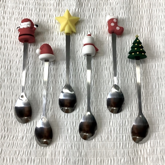 Christmas Coffee Stirrers or Sauce Serving spoons or Dessert spoons NWOT - Picture 4 of 6